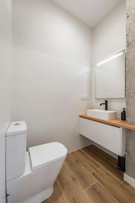 Apartamento White Tree By Arca Azahar О Педрусо Екстериор снимка